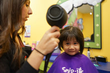 Load image into Gallery viewer, Snip-its Salon For Kids